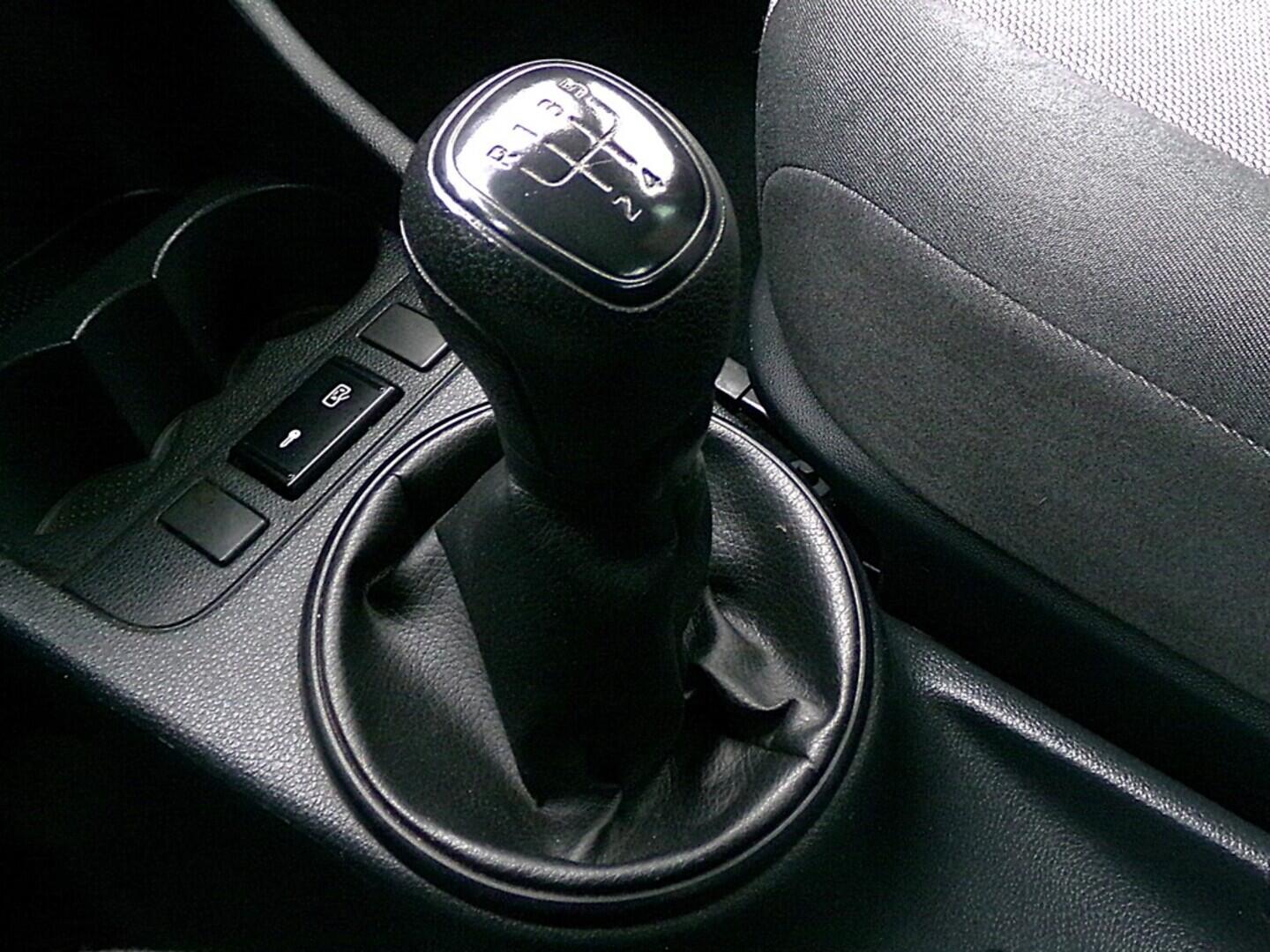 O419V08064_28.webp_ROOMSTER Active Fresh 1.4 16V 63 kW manuál, DPH