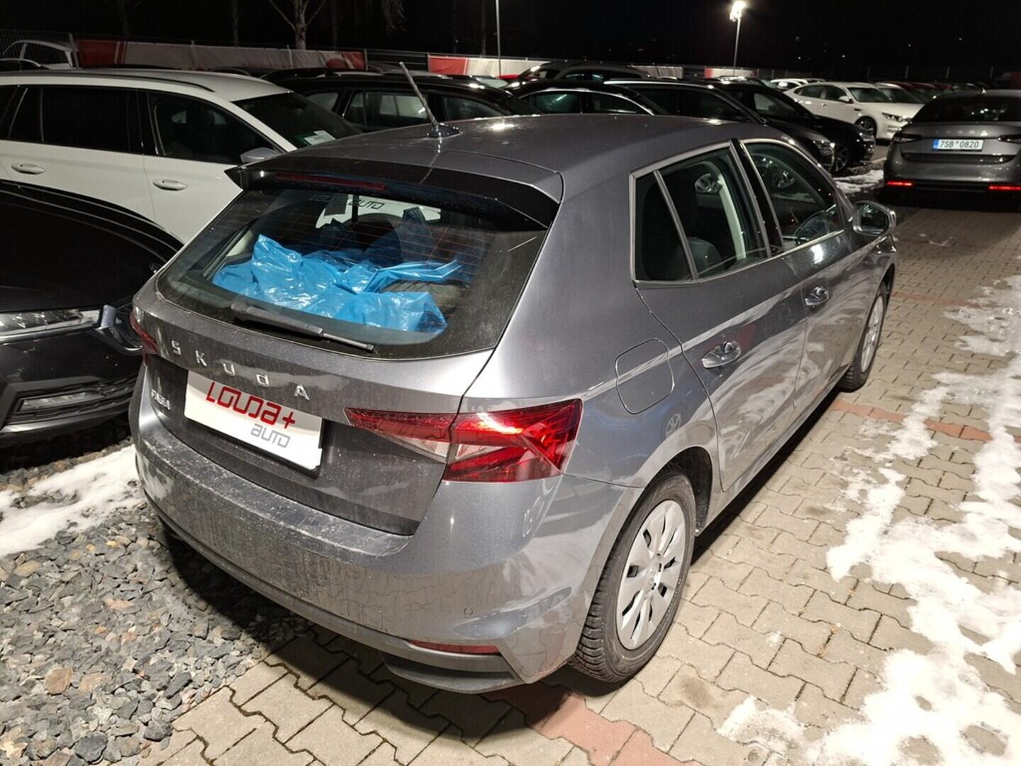 O419V08072_11.webp_FABIA Selection 1.0 MPI 59 kW manuál, DPH