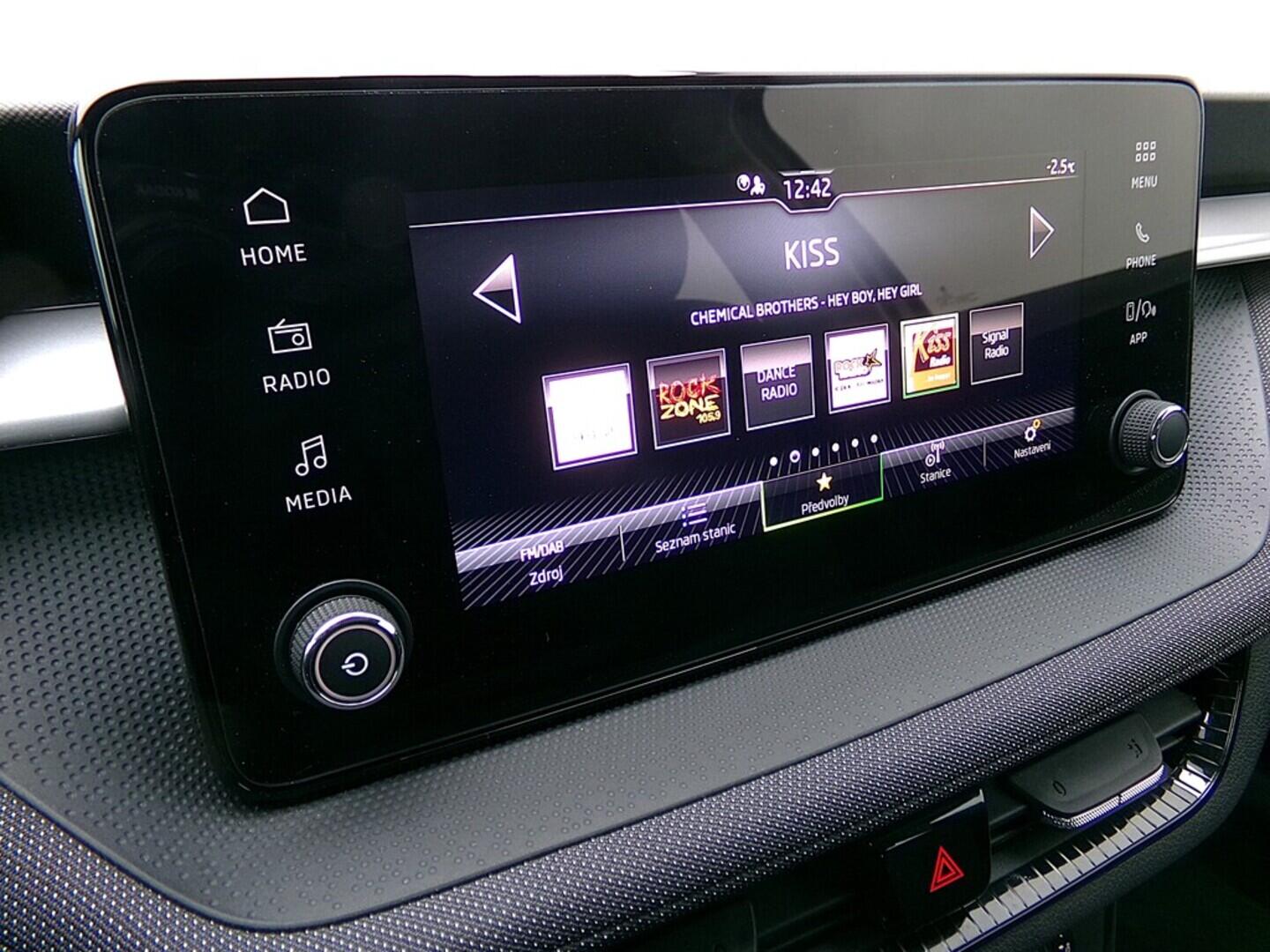 O419V08072_28.webp_FABIA Selection 1.0 MPI 59 kW manuál, DPH