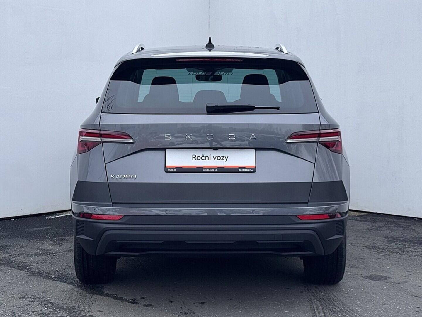 O419V08073_17.webp_KAROQ Selection 1.5 TSI 110 kW automat, DPH