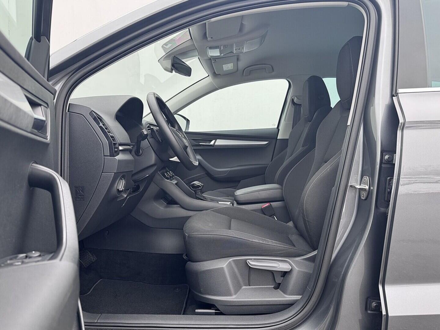 O419V08073_20.webp_KAROQ Selection 1.5 TSI 110 kW automat, DPH