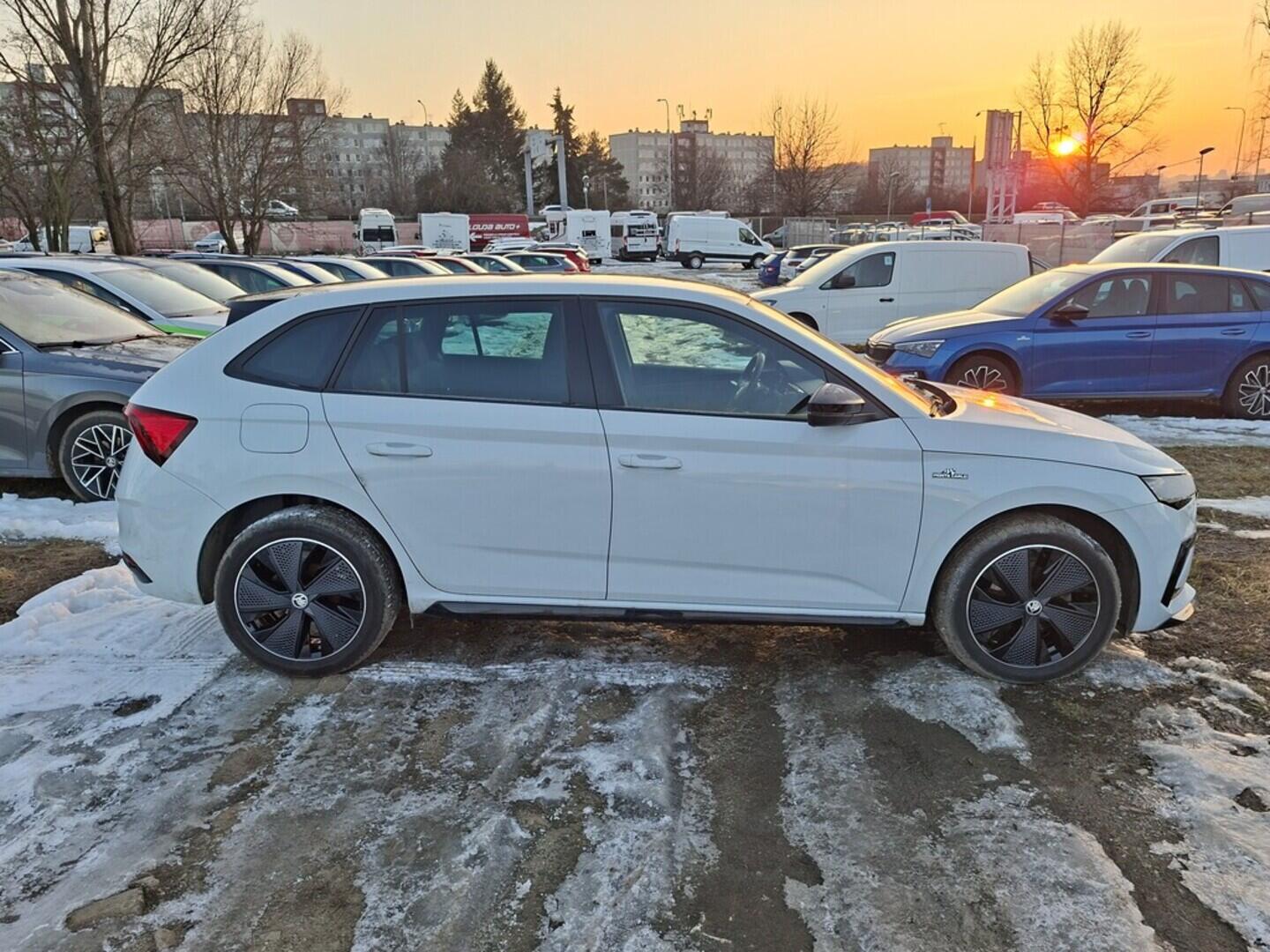 O419V08074_12.webp_SCALA Monte Carlo 1.0 TSI 85 kW automat, DPH