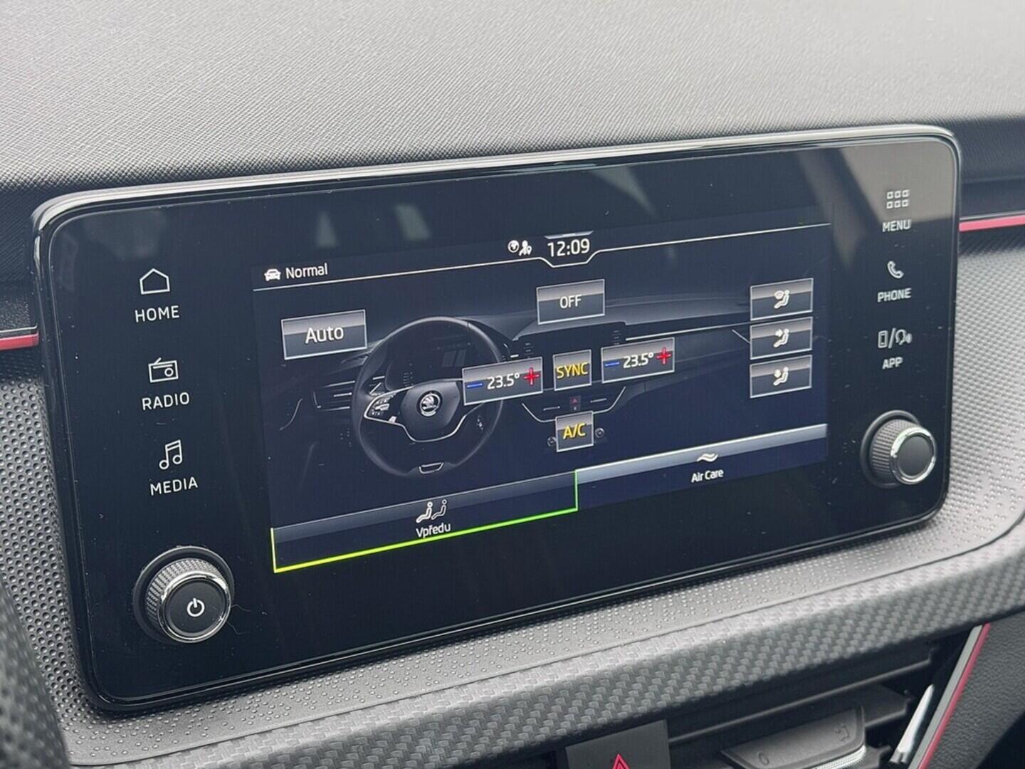 O419V08074_28.webp_SCALA Monte Carlo 1.0 TSI 85 kW automat, DPH