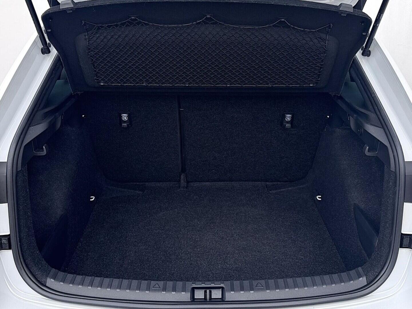 O419V08074_34.webp_SCALA Monte Carlo 1.0 TSI 85 kW automat, DPH