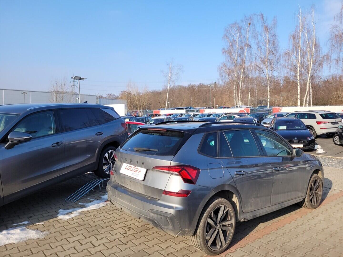 O419V08078_11.webp_KAMIQ Monte Carlo 1.0 TSI 85 kW manuál, DPH