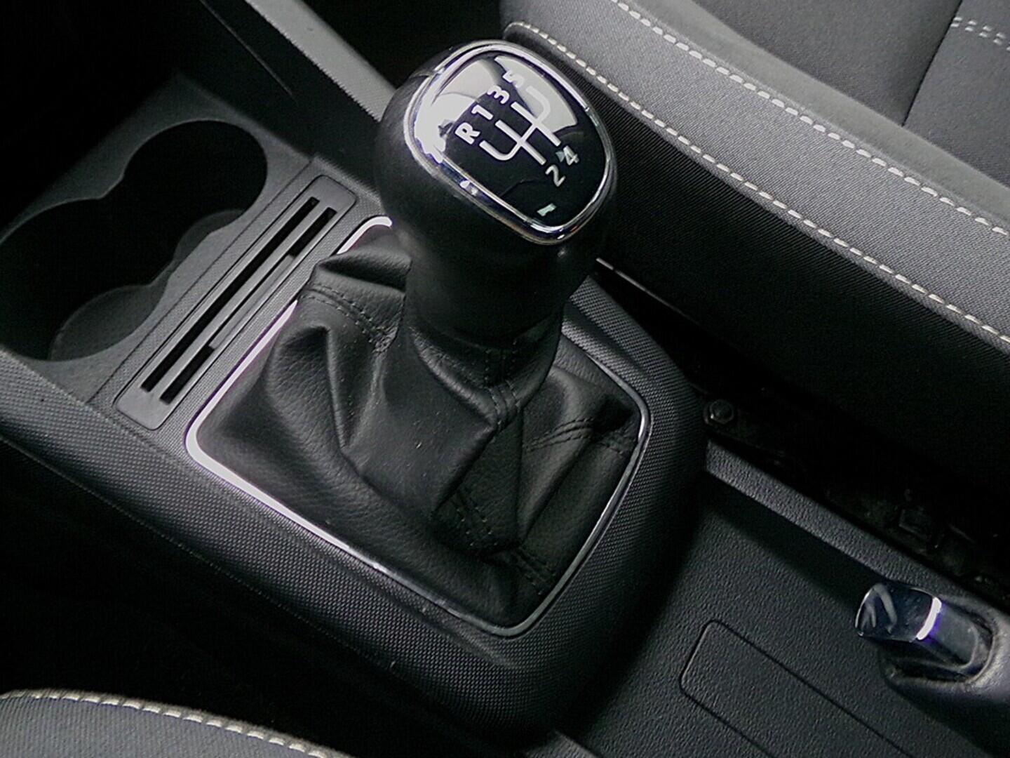 O419V08080_29.webp_FABIA Style 1.0 TSI 70 kW manuál, DPH