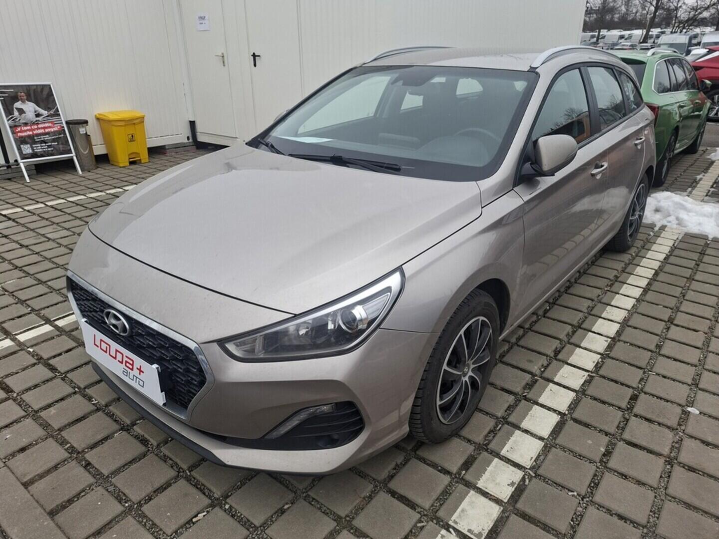 O419V08081_10.webp_I30  1.4  103 kW manuál