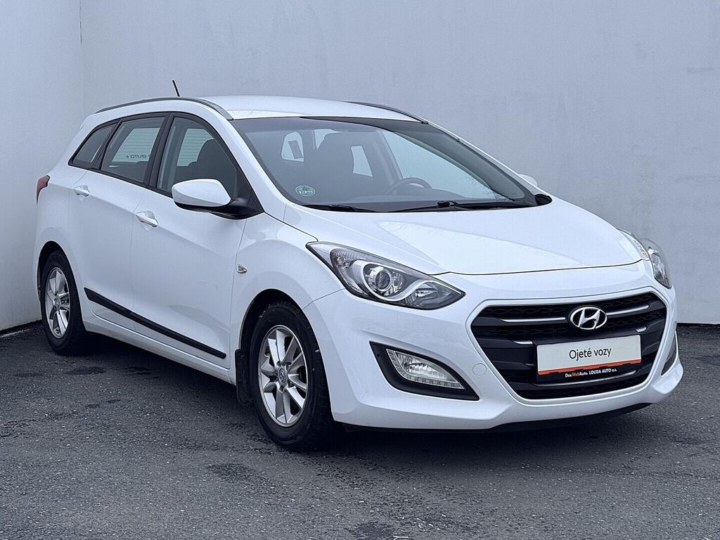 O419V08083_14.webp_I30 . 1.6 GDi 99 kW manuál