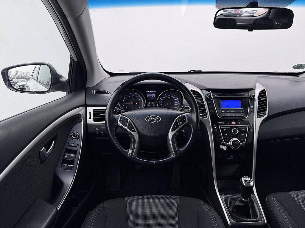 O419V08083_23.webp_I30 . 1.6 GDi 99 kW manuál