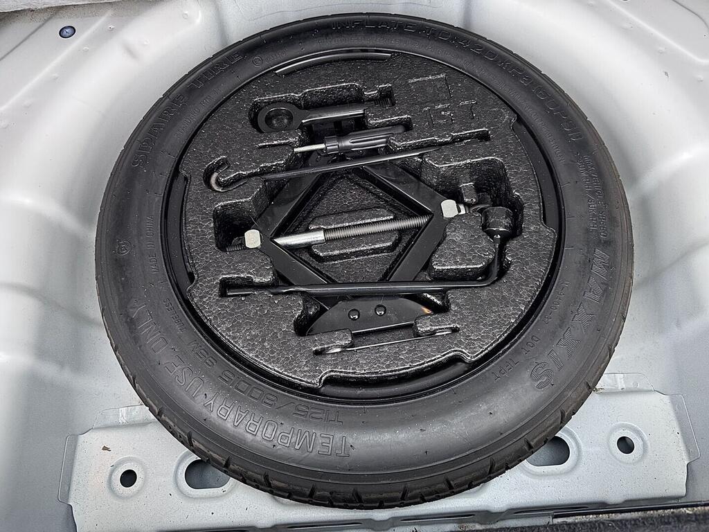 O419V08083_31.webp_I30 . 1.6 GDi 99 kW manuál