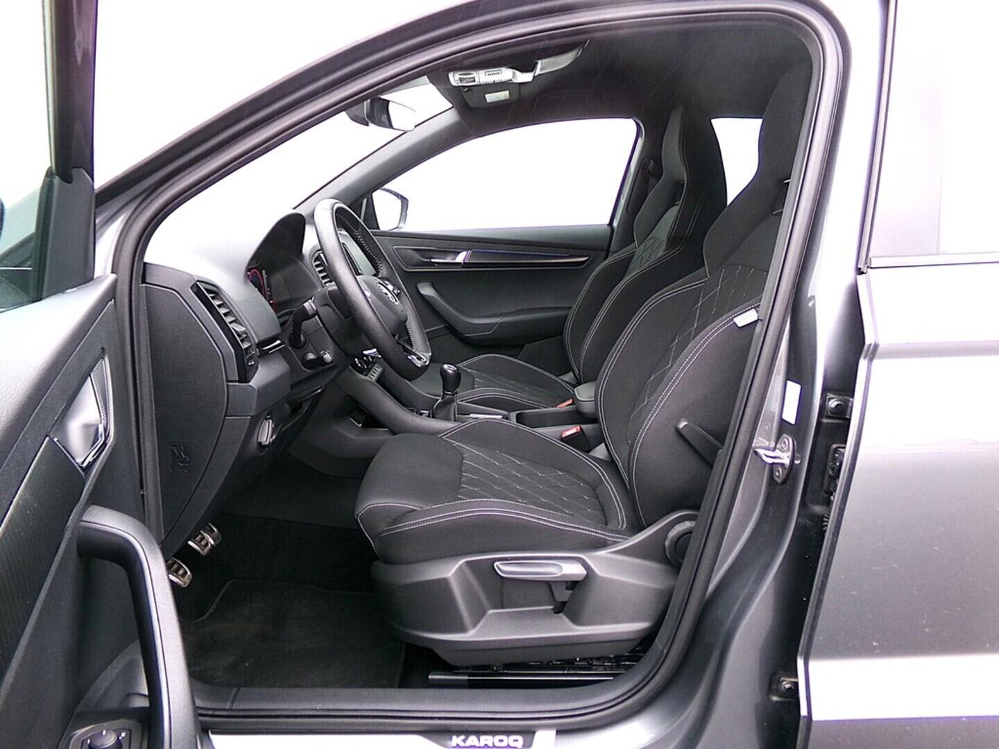 O419V08097_20.webp_KAROQ SportLine 1.5 TSI 110 kW manuál, DPH