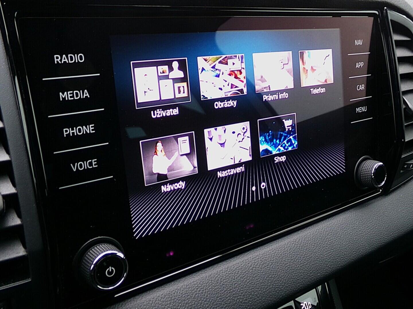 O419V08097_26.webp_KAROQ SportLine 1.5 TSI 110 kW manuál, DPH