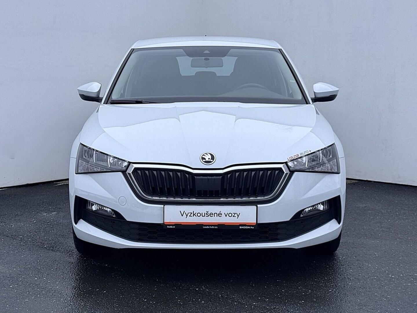 O419V08098_13.webp_SCALA Ambition 1.0 TSI 81 kW manuál, DPH