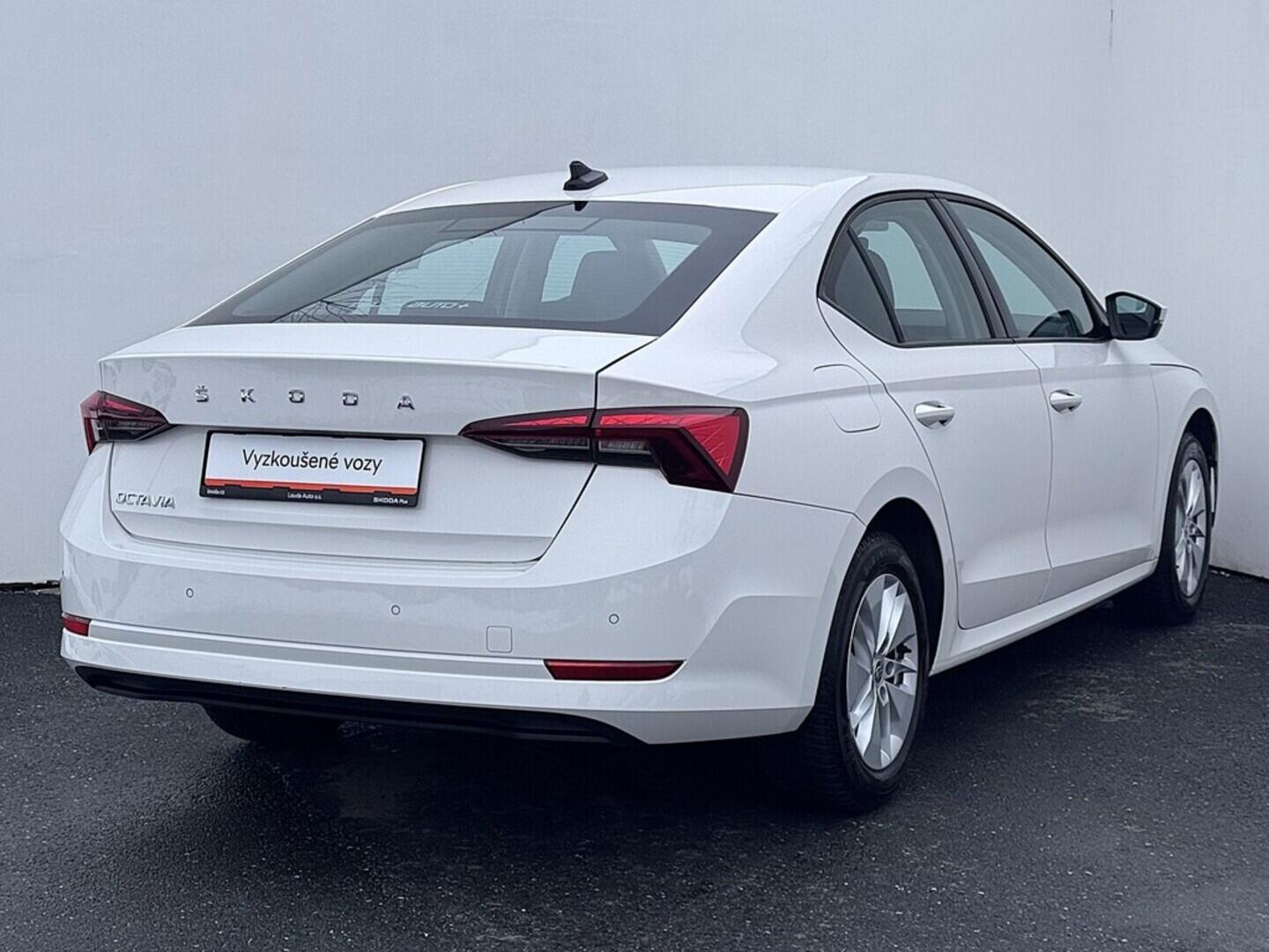 O419V08099_11.webp_OCTAVIA Ambition 1.5 TSI 110 kW manuál, DPH