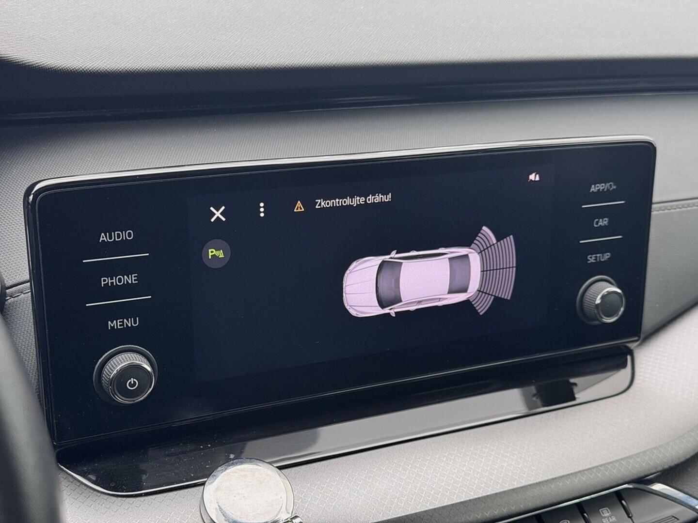 O419V08099_28.webp_OCTAVIA Ambition 1.5 TSI 110 kW manuál, DPH