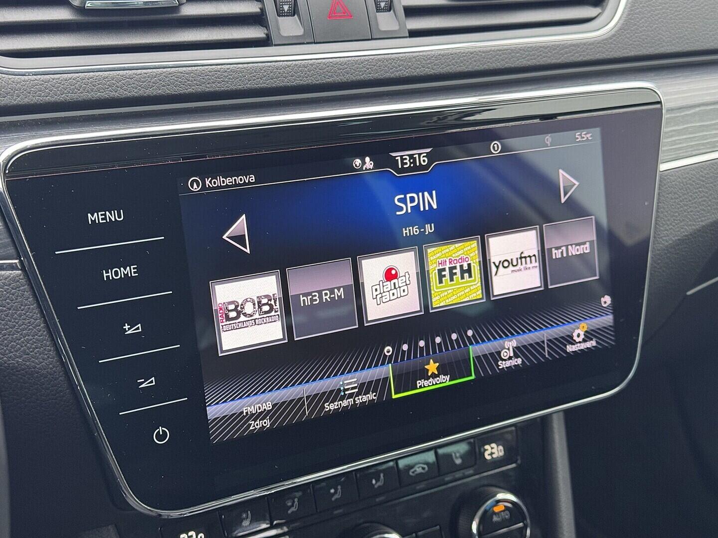 O419V08101_25.webp_SUPERB Style 2.0 TDI 110 kW automat