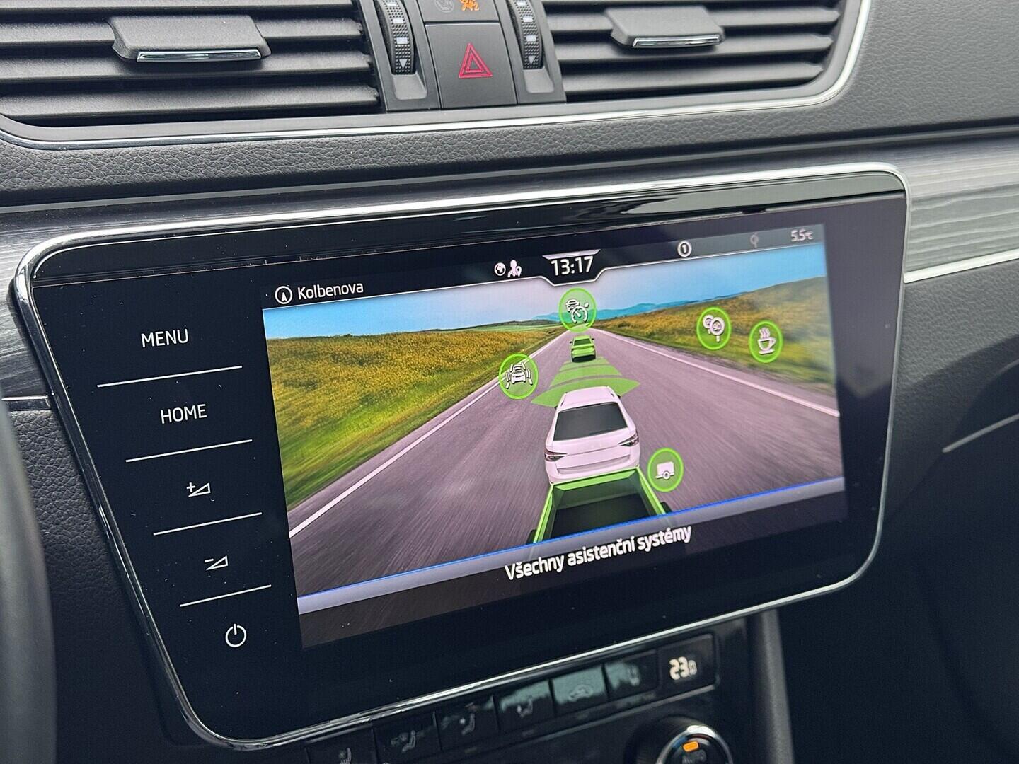 O419V08101_28.webp_SUPERB Style 2.0 TDI 110 kW automat