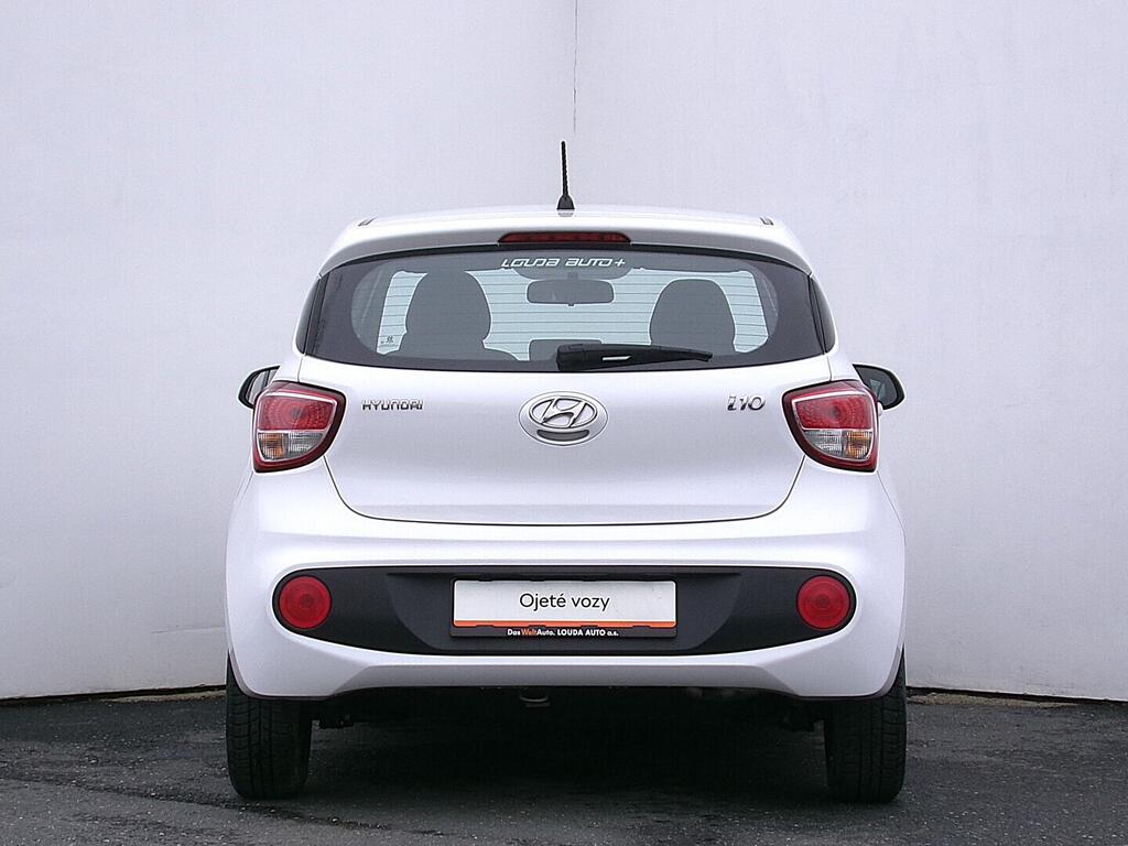 O419V08102_17.webp_I10  1.0 DOHC 48 kW manuál