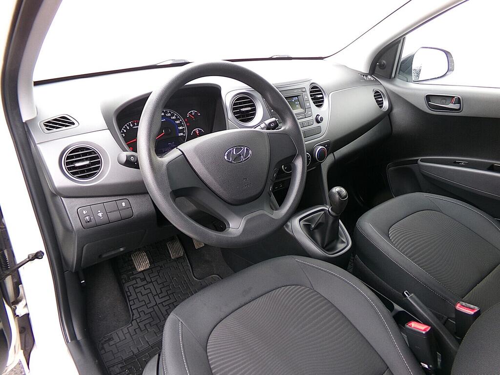 O419V08102_19.webp_I10  1.0 DOHC 48 kW manuál