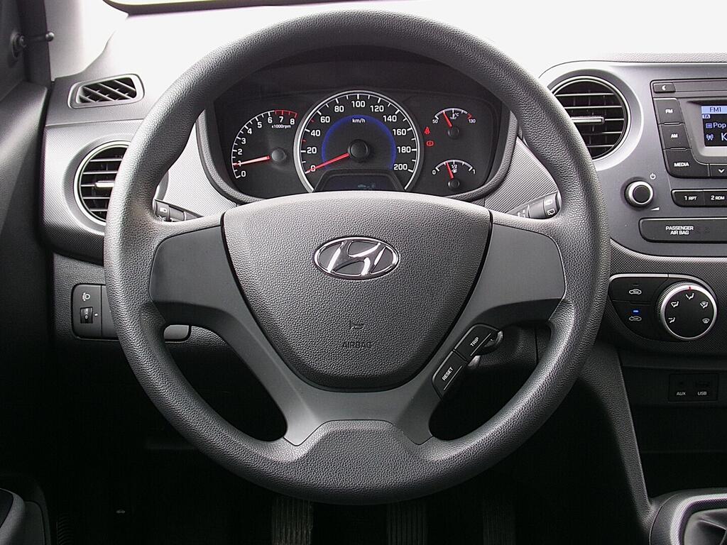 O419V08102_24.webp_I10  1.0 DOHC 48 kW manuál