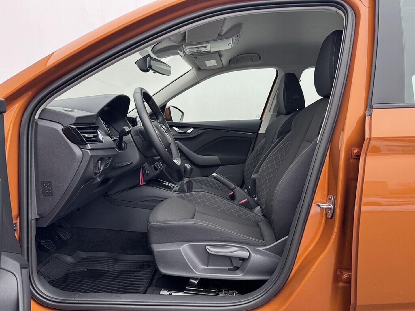 O419V08103_20.webp_KAMIQ Ambition 1.0 TSI 70 kW manuál, DPH