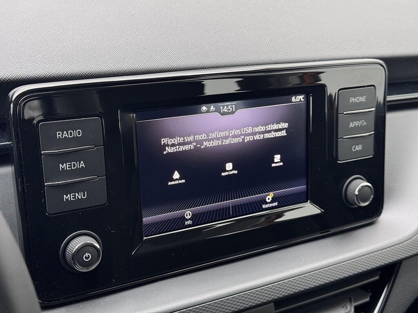 O419V08103_27.webp_KAMIQ Ambition 1.0 TSI 70 kW manuál, DPH