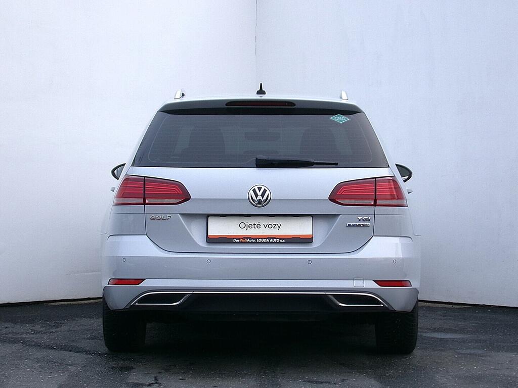 O419V08105_17.webp_GOLF Highline 1.4 Tgi 81 kW manuál, DPH