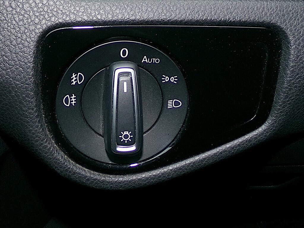 O419V08105_22.webp_GOLF Highline 1.4 Tgi 81 kW manuál, DPH