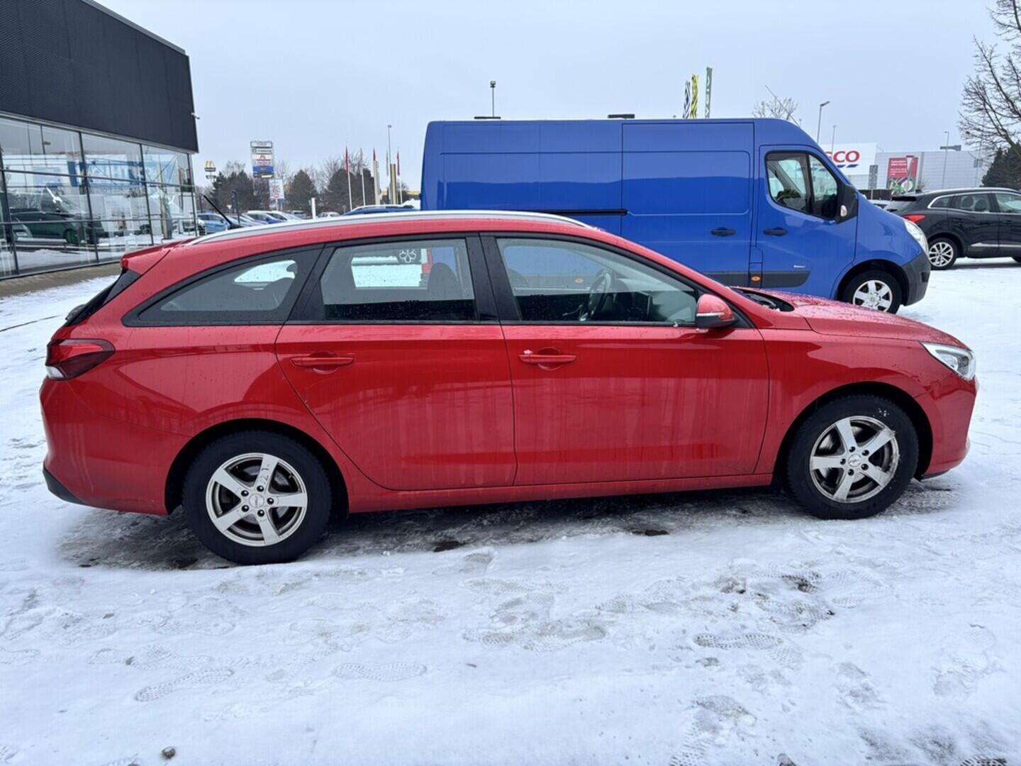 O419V08108_12.webp_I30 Trikolor 1.0 Tgdi 88 kW manuál