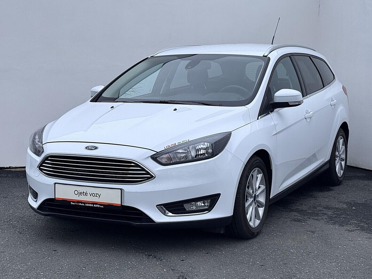 O419V08111_10.webp_FOCUS Titanium 1.5 TDCi 88 kW manuál