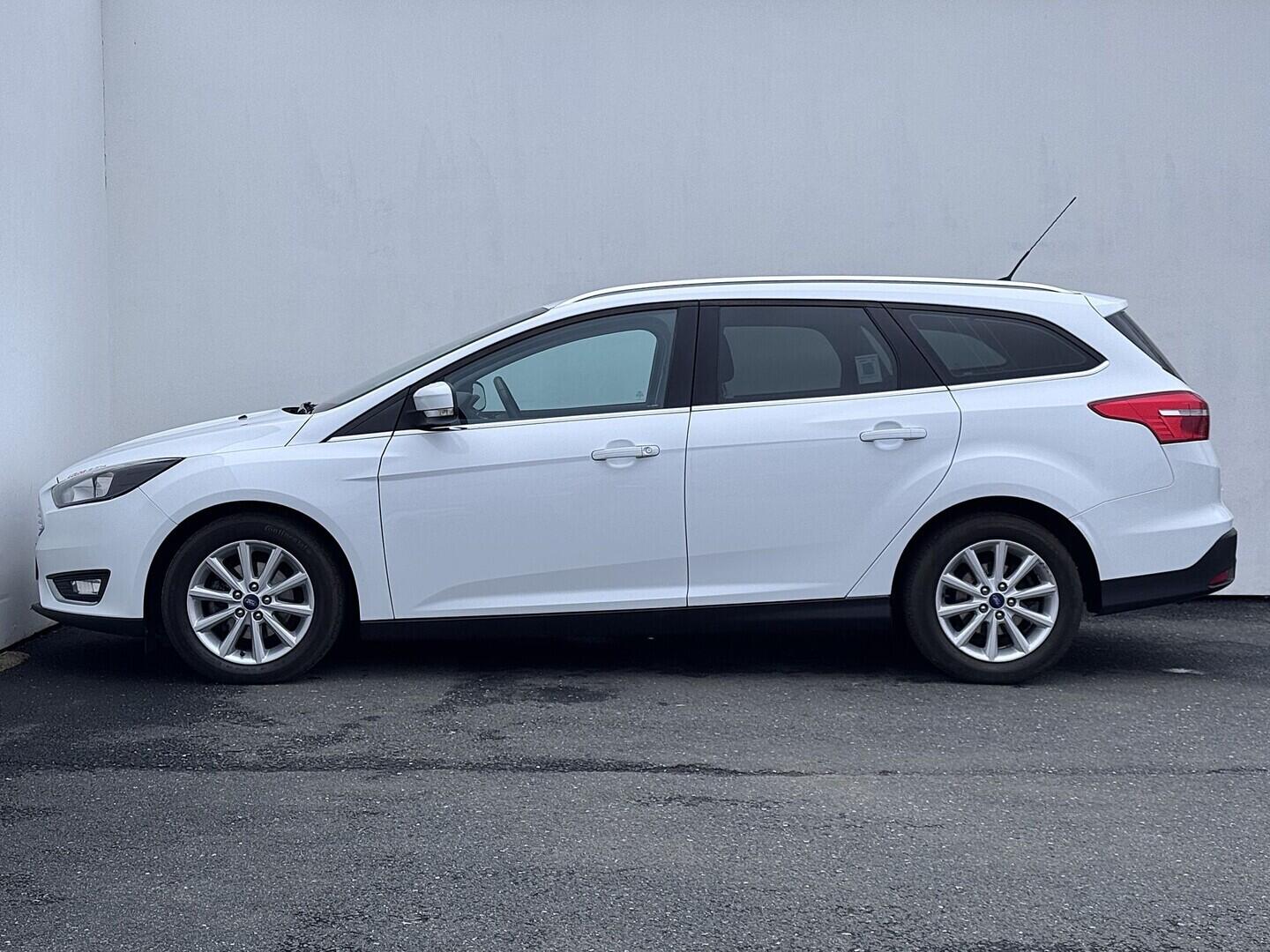 O419V08111_12.webp_FOCUS Titanium 1.5 TDCi 88 kW manuál