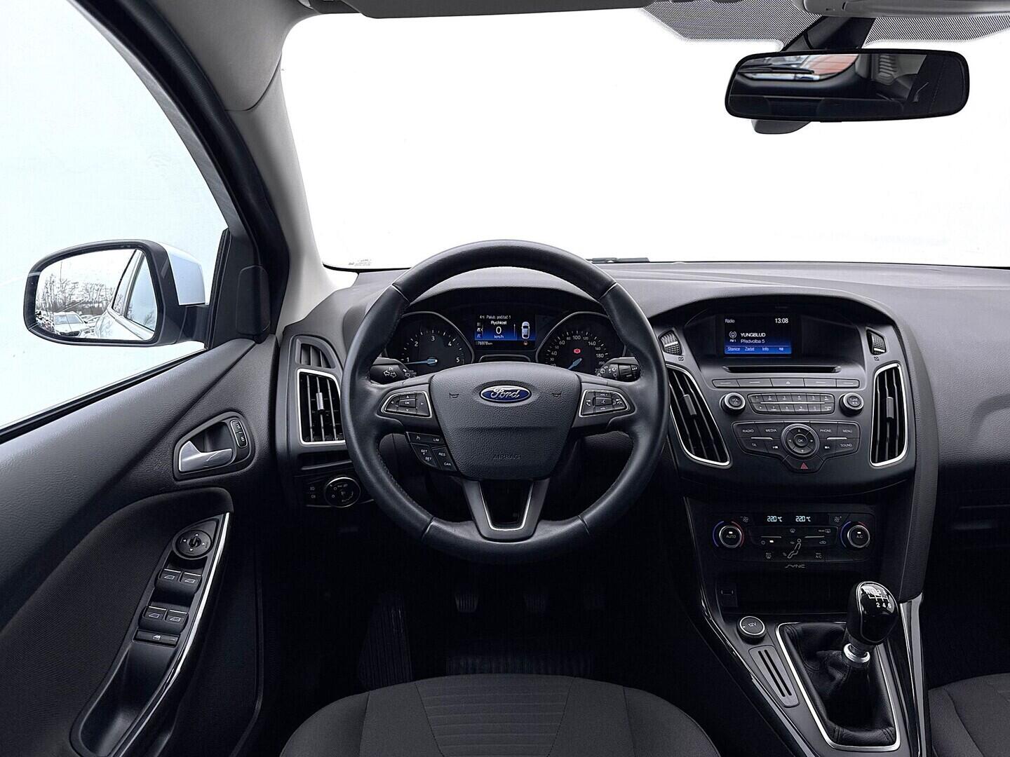 O419V08111_23.webp_FOCUS Titanium 1.5 TDCi 88 kW manuál