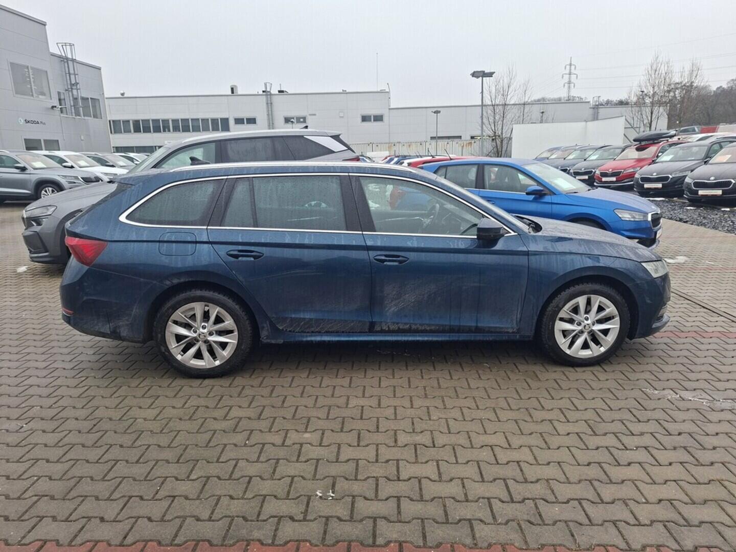 O419V08112_12.webp_OCTAVIA Style 2.0 TDI 110 kW automat, DPH