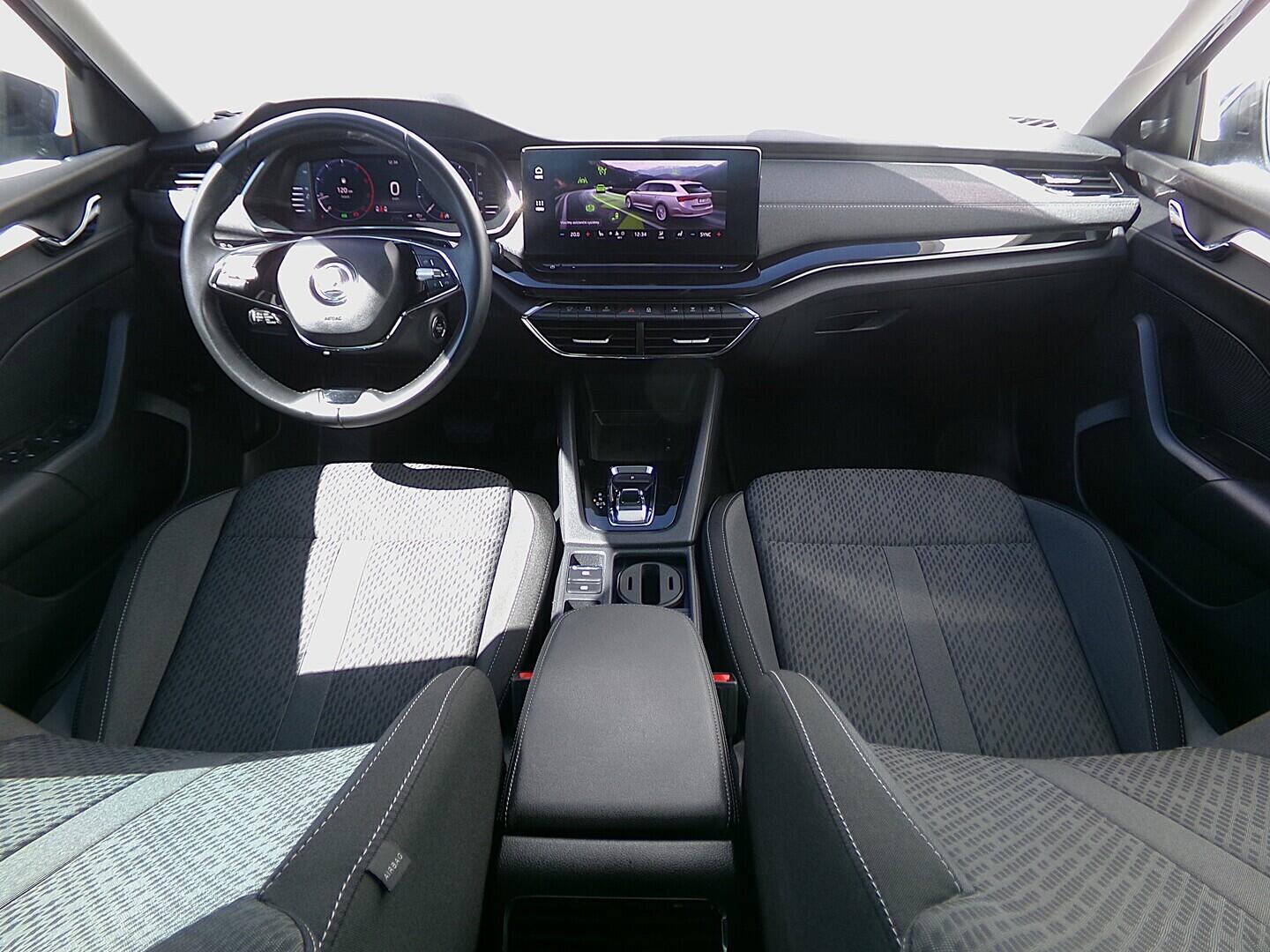 O419V08112_18.webp_OCTAVIA Style 2.0 TDI 110 kW automat, DPH
