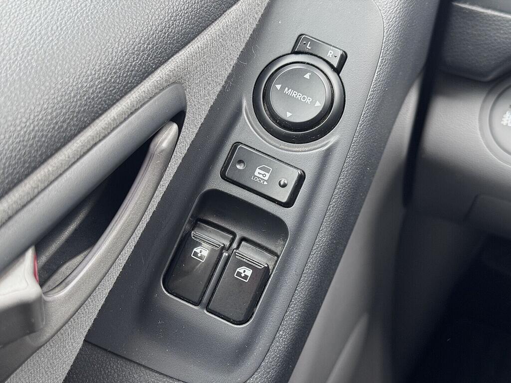 O419V08116_21.webp_H 1 Tour 2.5 CRDi 125 kW manuál