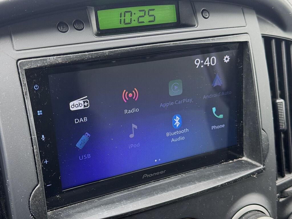 O419V08116_26.webp_H 1 Tour 2.5 CRDi 125 kW manuál