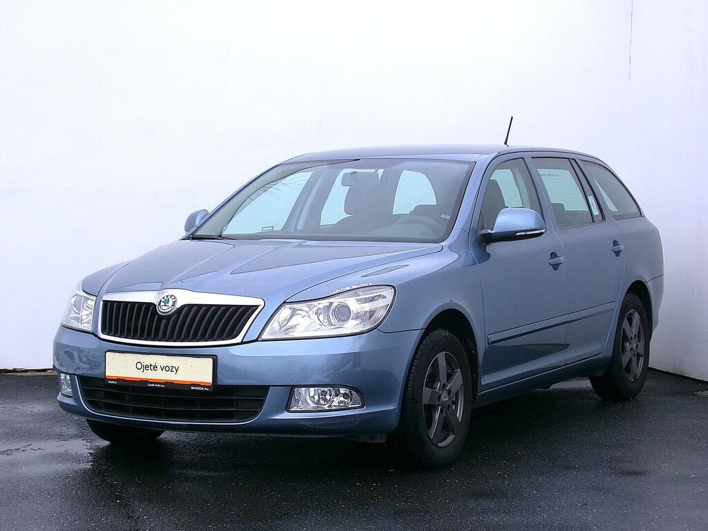 O419V08121_10.webp_OCTAVIA Ambiente 2.0 TDI 103 kW manuál