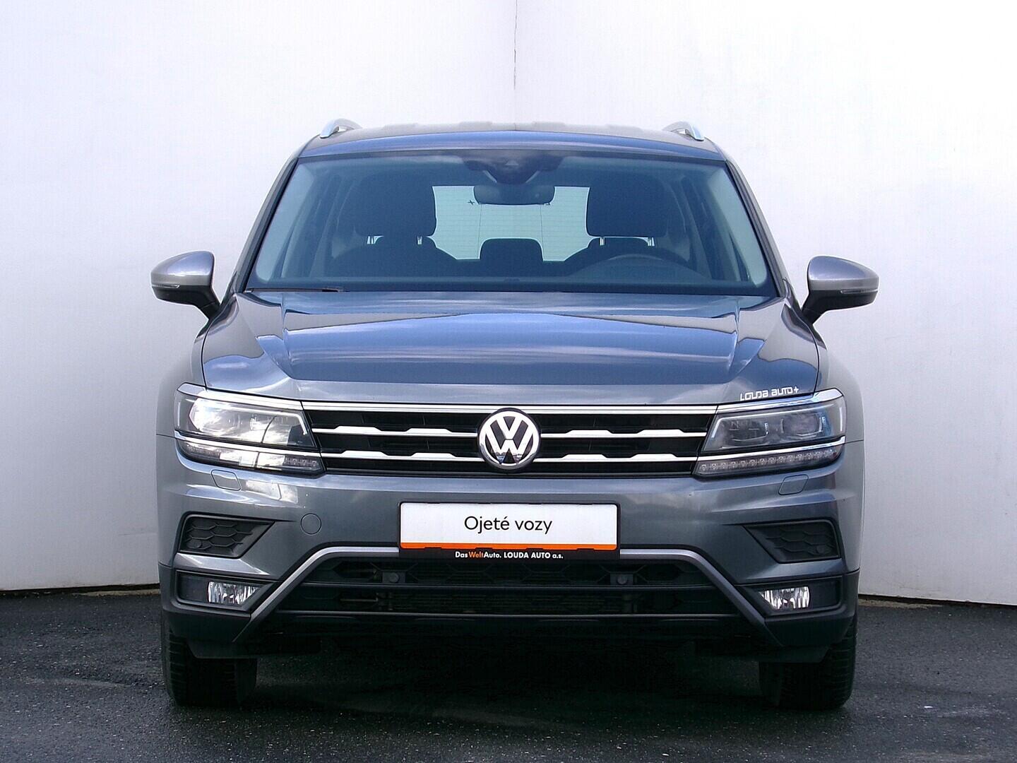 O419V08122_13.webp_TIGUAN Highline 2.0 TDI 140 kW automat