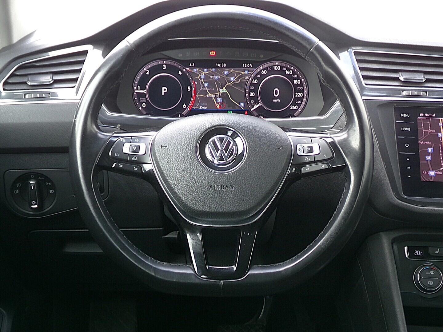 O419V08122_23.webp_TIGUAN Highline 2.0 TDI 140 kW automat