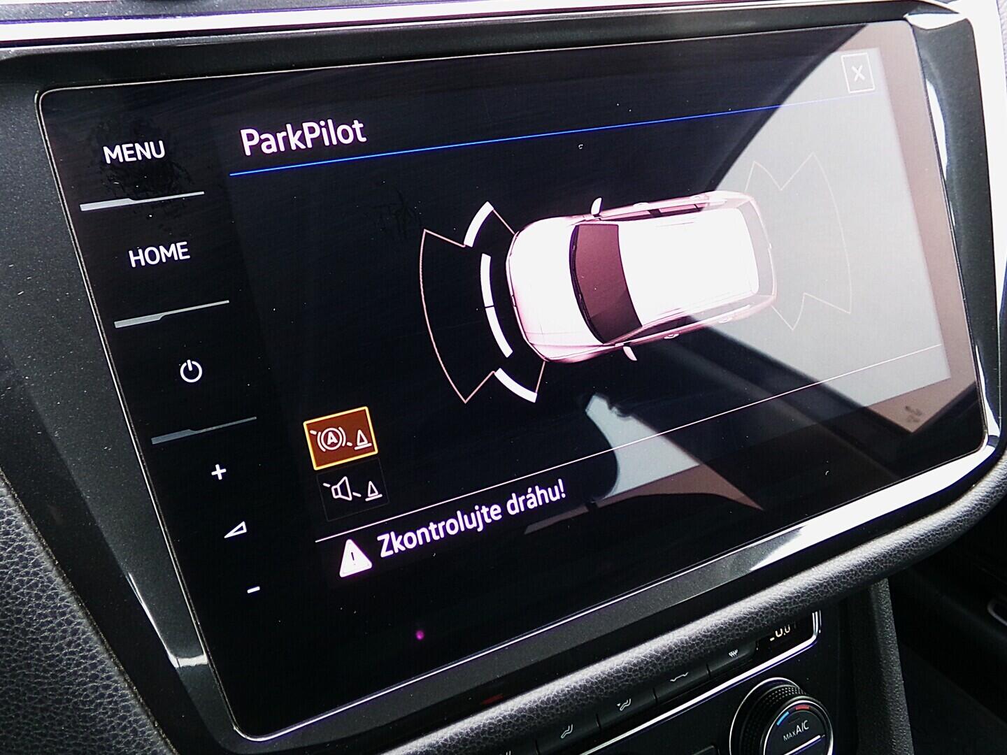 O419V08122_28.webp_TIGUAN Highline 2.0 TDI 140 kW automat