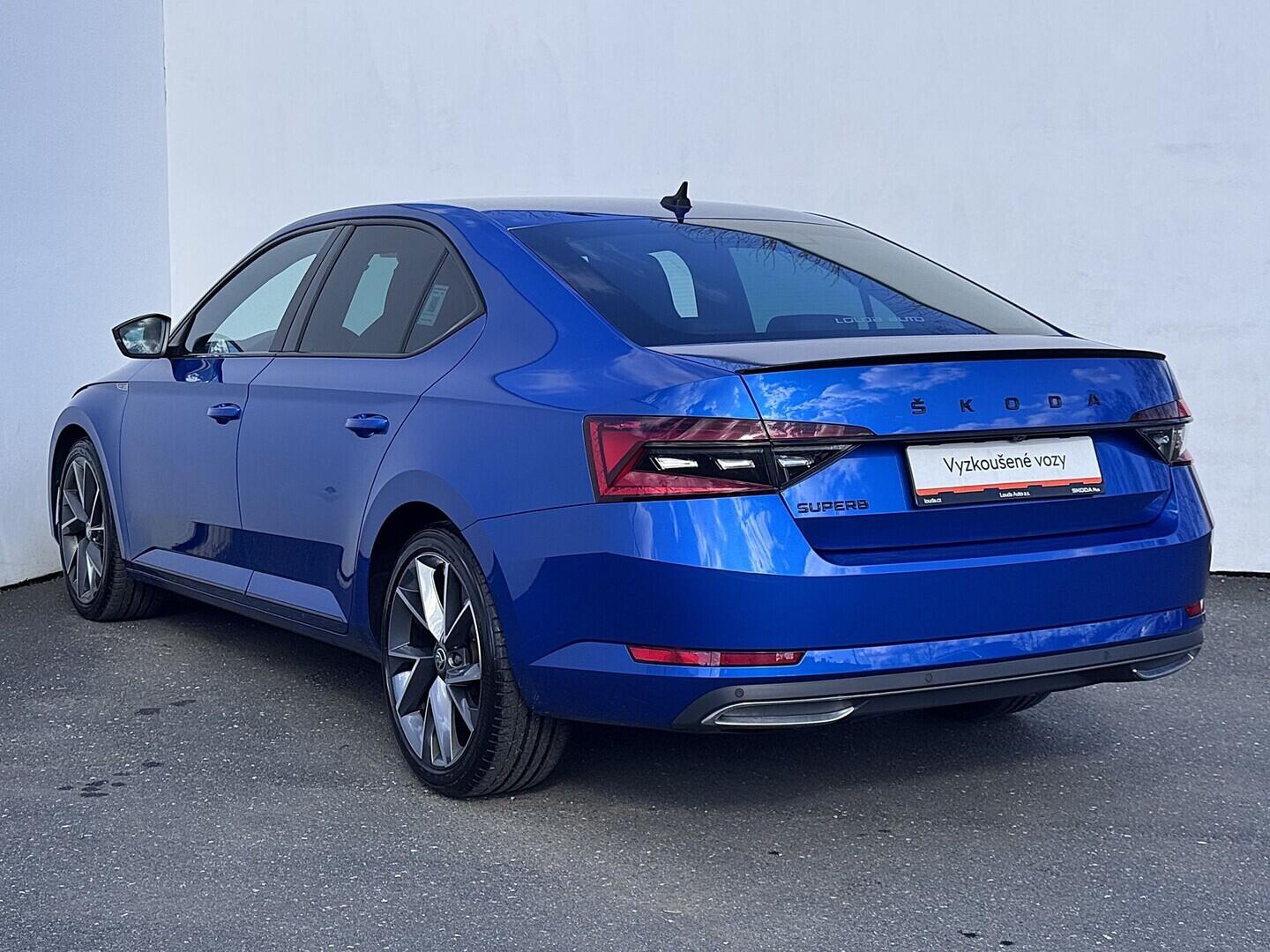 O419V08123_15.webp_SUPERB SportLine 2.0 TDI 110 kW automat, DPH