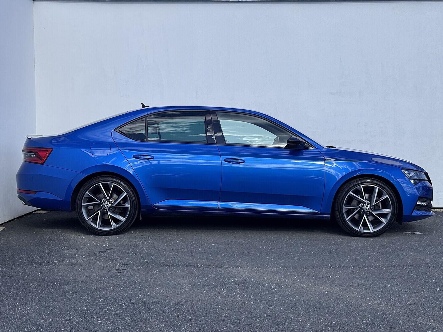 O419V08123_16.webp_SUPERB SportLine 2.0 TDI 110 kW automat, DPH