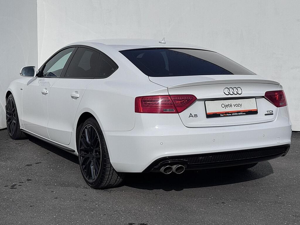 O419V08125_15.webp_A5 SPORTBACK S-line 2.0 TDI 140 kW automat