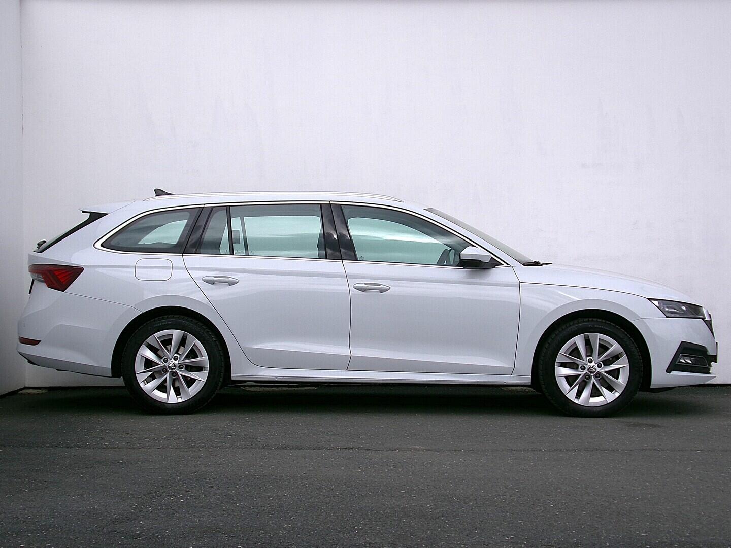O419V08126_16.webp_OCTAVIA Style 2.0 TDI 110 kW automat, DPH