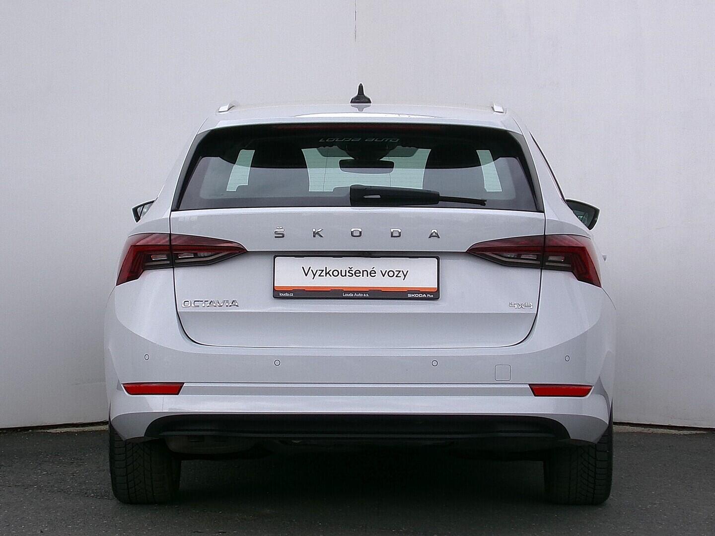 O419V08126_17.webp_OCTAVIA Style 2.0 TDI 110 kW automat, DPH