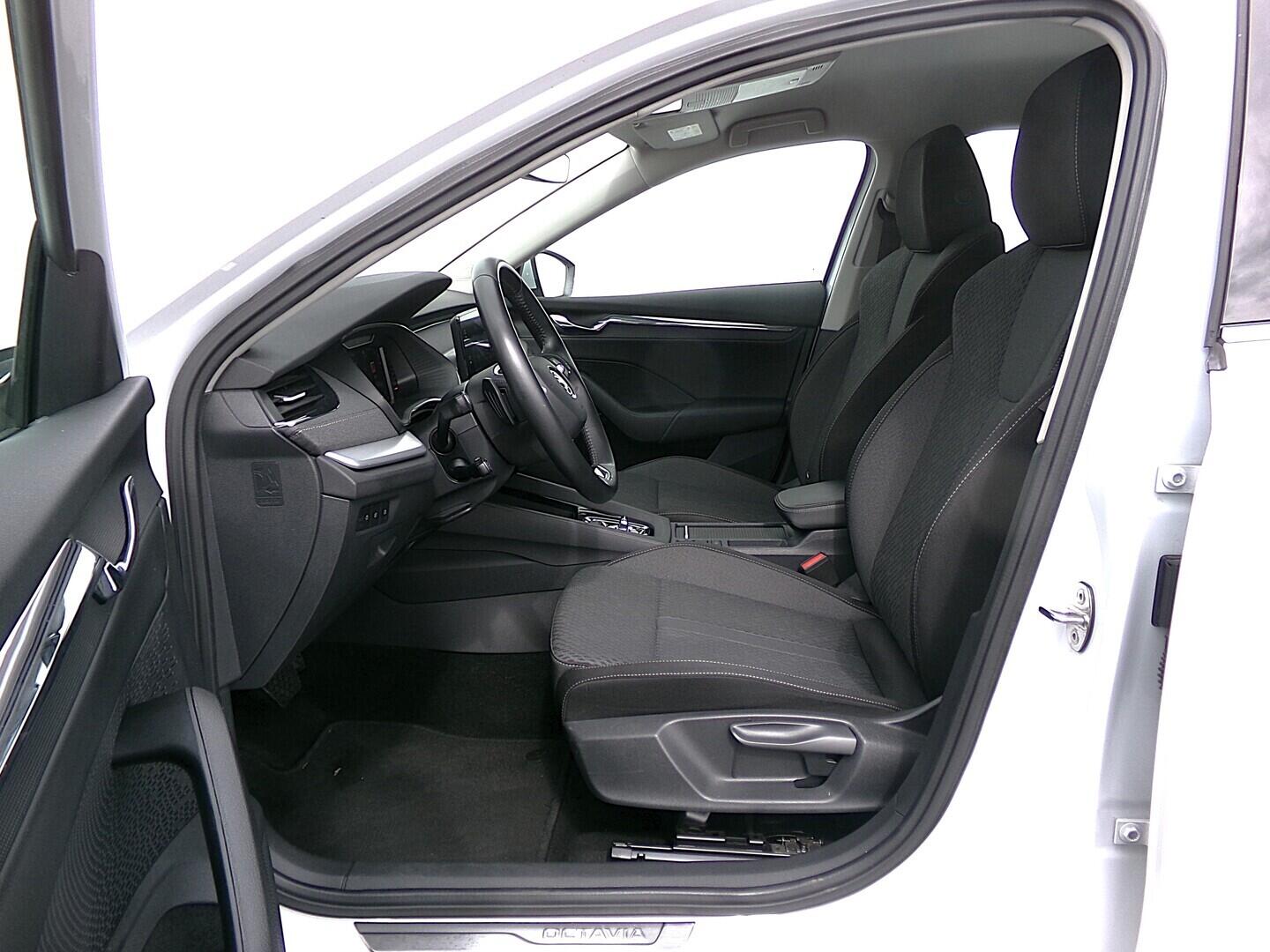 O419V08126_20.webp_OCTAVIA Style 2.0 TDI 110 kW automat, DPH