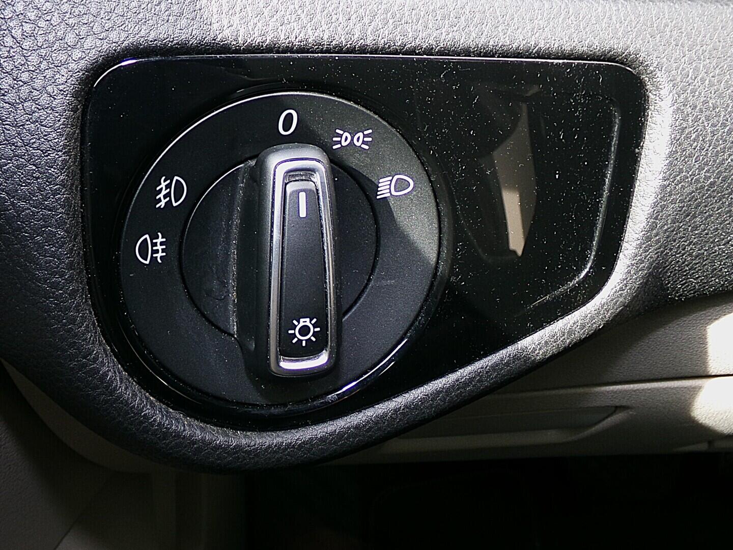 O419V08127_23.webp_GOLF VARIANT Highline 2.0 TDI 110 kW automat