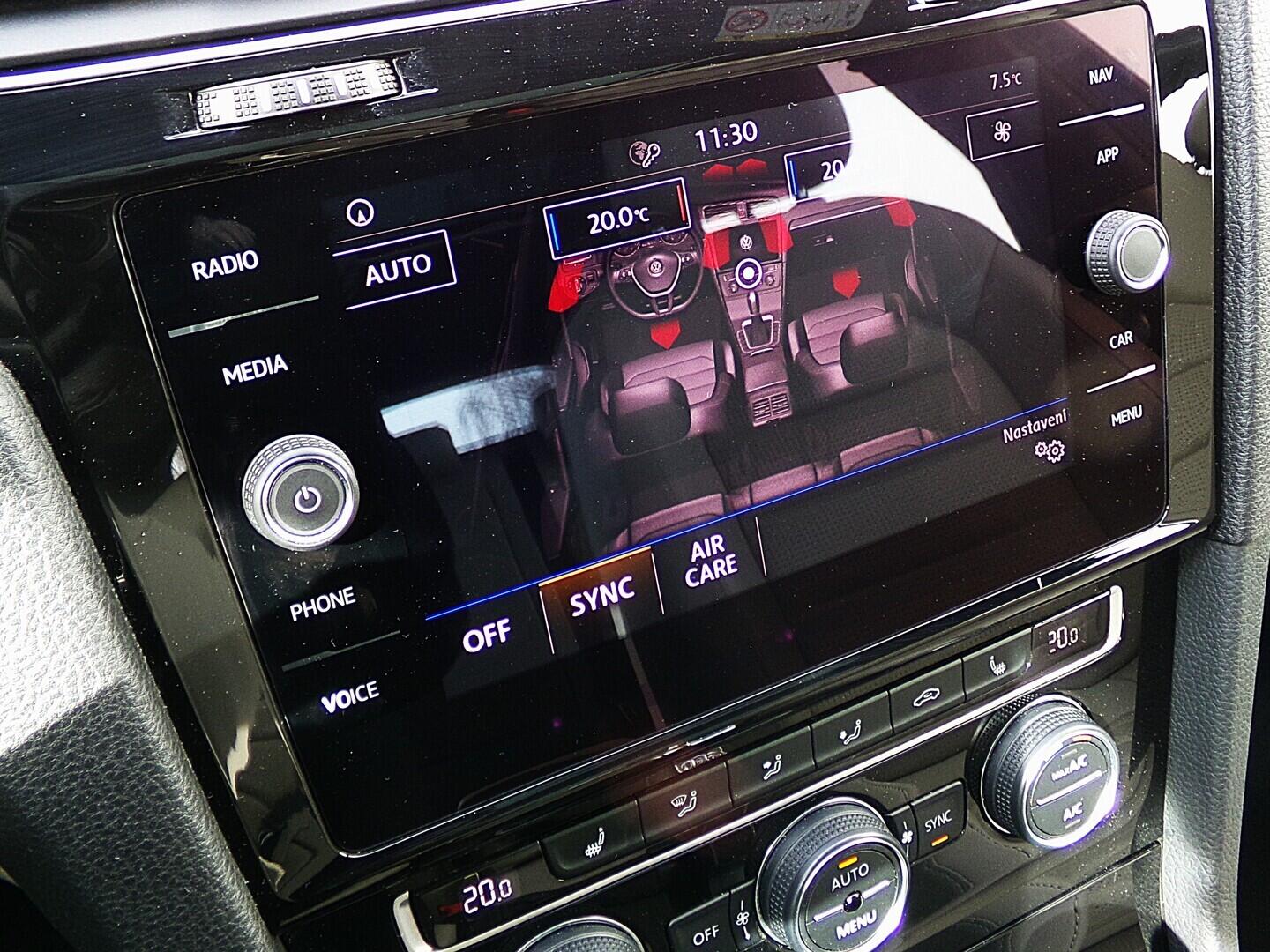 O419V08127_31.webp_GOLF VARIANT Highline 2.0 TDI 110 kW automat