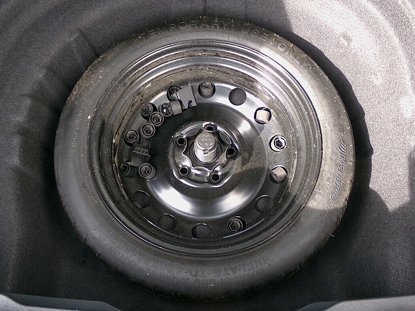 O419V08127_38.webp_GOLF VARIANT Highline 2.0 TDI 110 kW automat