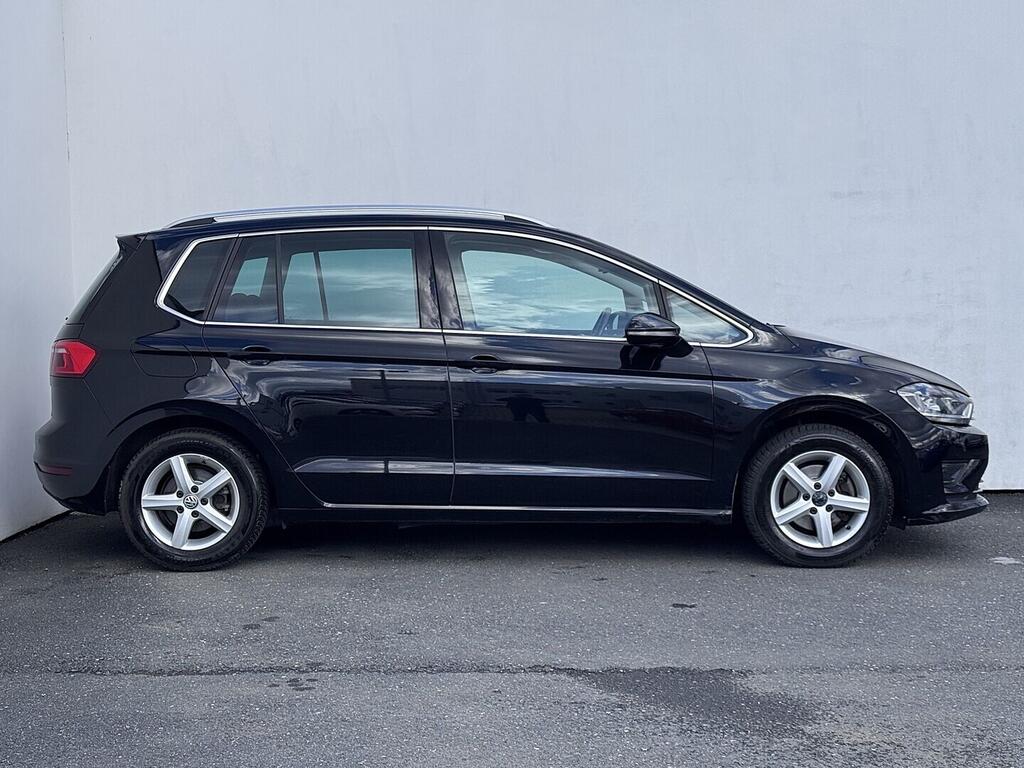 O419V08129_16.webp_GOLF SPORTSVAN Confortline  1.4 TSI 92 kW automat